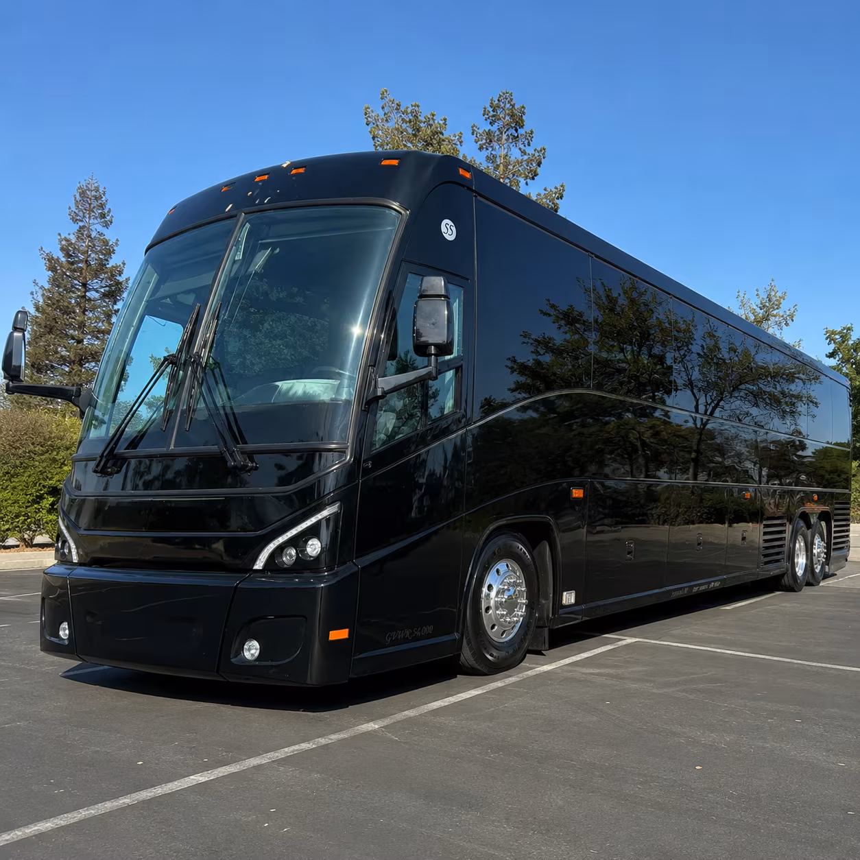 charter buses to georgia theatre shows on n lumpkin street