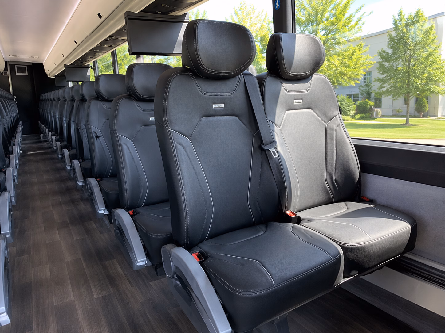 how the distance and duration of your trip affect bus rental rates in athens